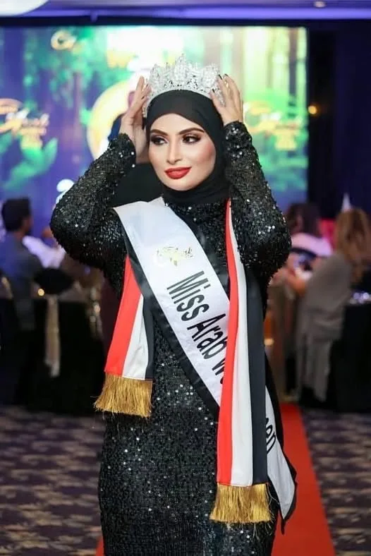 أية دحان تتوج بلقب ملكة جمال العرب – اليمن لعام 2025 في ماليزيا