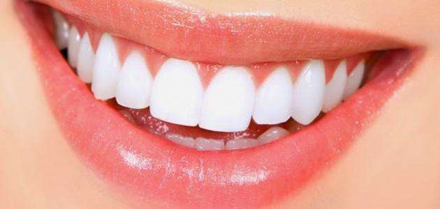 اكتشف افضل الوصفات الطبيعية لتبييض الأسنان فى دقائق وإزالة التصبغات