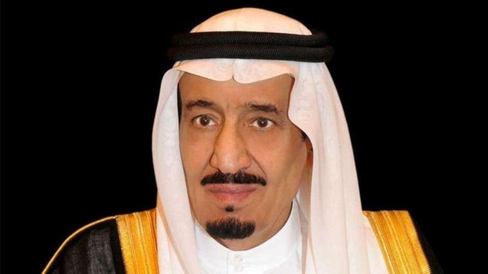 الملك سلمان بن عبد العزيز  يجري عملية استئصال المرارة