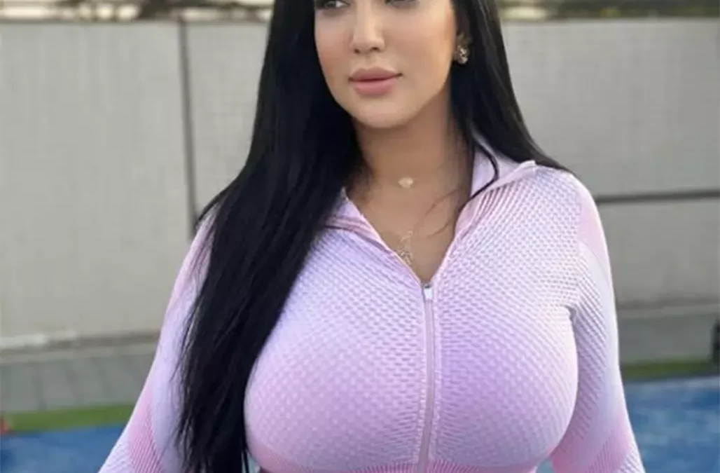 معلومات عن جوهانة الزاكني العمر، الديانة، والجنسية الحقيقية