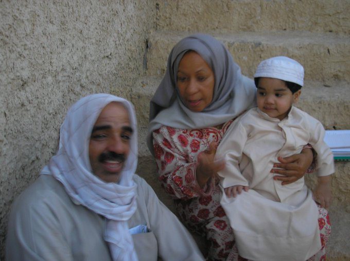 من هي رزيقة الطارش