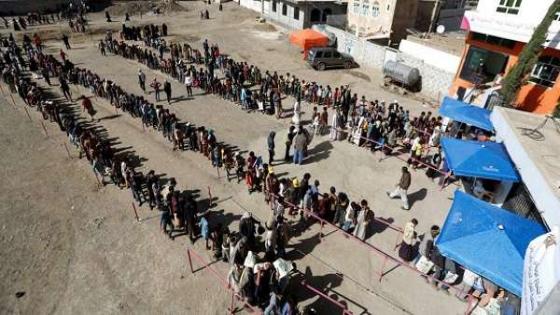 نسبة الفقر يزداد مع تضييق جماعة الحوثي لدخول المساعدات