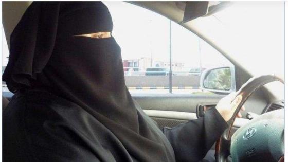 قيادة المرأة سيارة الأجرة في السعودية السماح